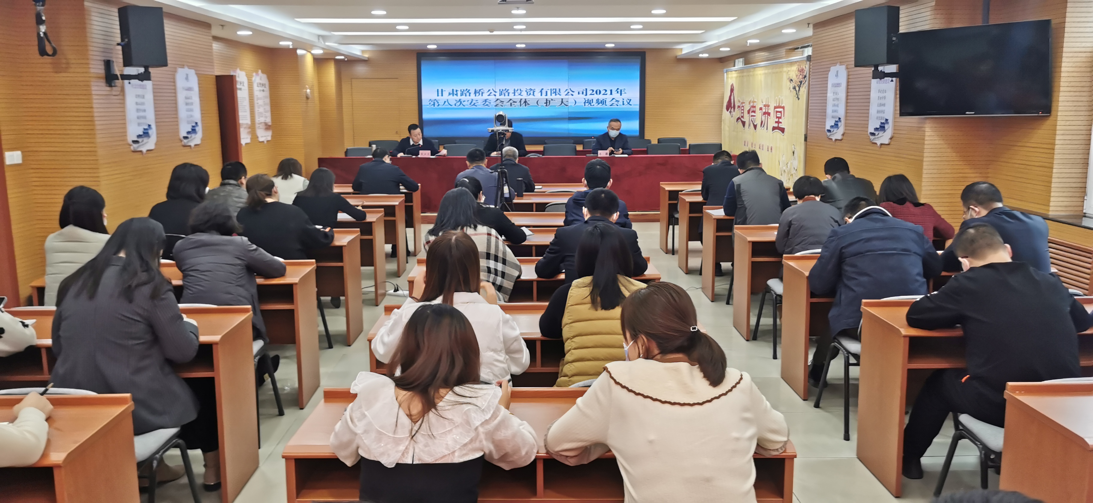 G~469{_EXIMF}WJ5L9)9R)M(1).jpg G~469{_EXIMF}WJ5L9)9R)M(1).jpg